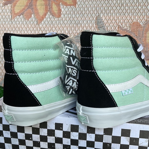 Vans Men’s Skate Sk8-Hi
Mint
VN0A5FCCM2T Sneakers - Picture 15 of 16